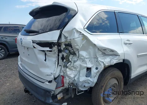 2019 Toyota Highlander Le из США, поврежденный, VIN 5TDBZRFH6KS727207